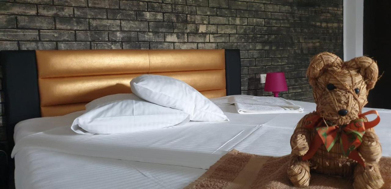 Casa Mir Hotel นาโวดาริ ภายนอก รูปภาพ